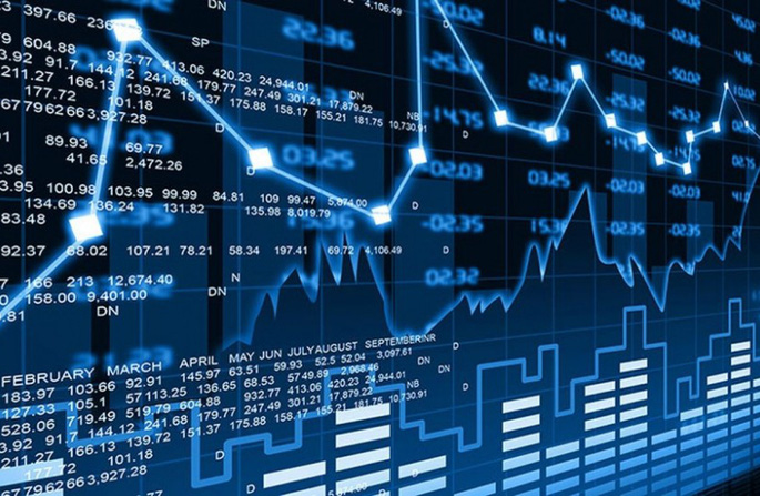 VN-Index vượt 1.300 cá nhân đua chốt lời, khối ngoại mua ròng chưa từng có gần 2.500 tỷ
